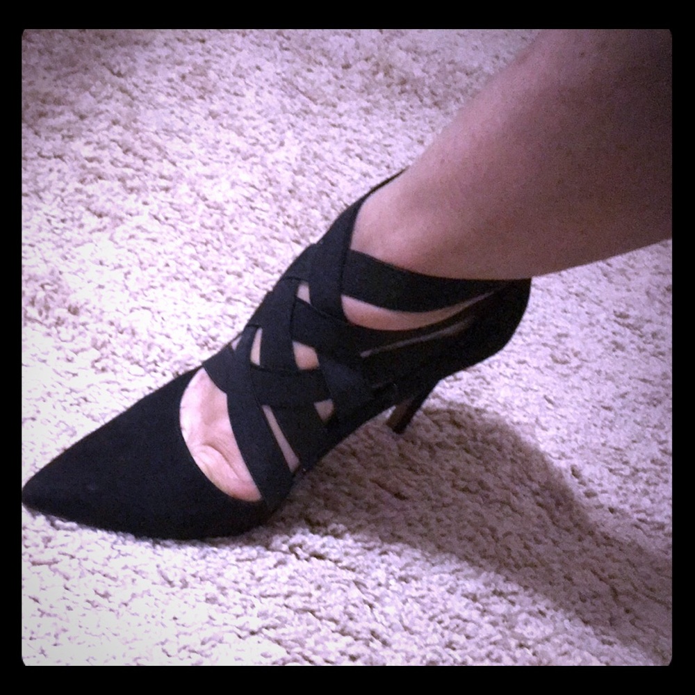 Jessica Simpson size 8M/38